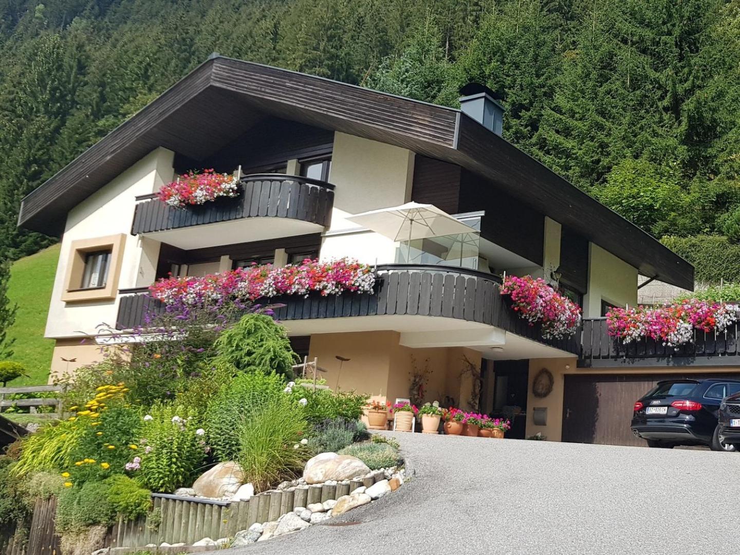 사슈른 Haus Gueatli 아파트 외부 사진